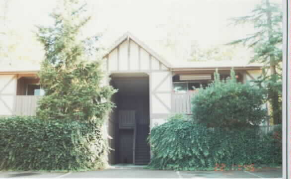 910-912 3rd St S in Kirkland, WA - Building Photo