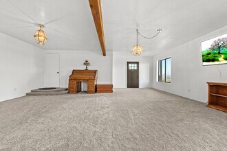 897 Van Horn Way in El Cajon, CA - Building Photo - Building Photo