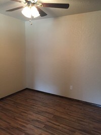 1932 E Lindsey St, Unit 113 photo'