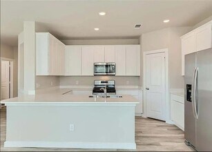 1324 Creekbank Dr in McKinney, TX - Building Photo - Building Photo