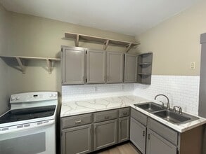 817 N 5th St in Mankato, MN - Building Photo - Building Photo