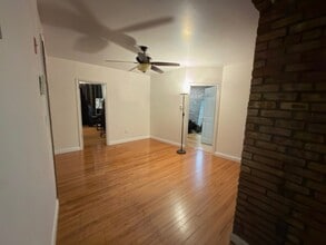 2128 Newtown Ave, Unit Apt 2 in Astoria, NY - Building Photo - Building Photo