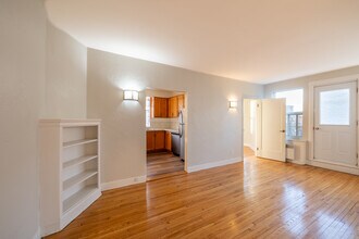 5051 Clanranald in Montréal, QC - Building Photo - Interior Photo