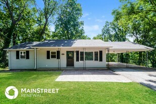 4312 Oakcrest Dr in House Springs, MO - Building Photo