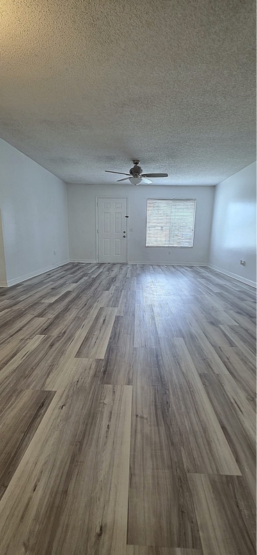 758 W Rosewood Ln in Tavares, FL - Building Photo - Building Photo