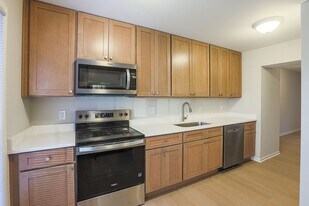 8920 Trimble Way in Rosedale, MD - Building Photo