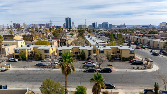 4256 Zavala St in Las Vegas, NV - Building Photo - Building Photo