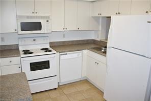 8331 Bernwood Cove Loop-Unit -1405 in Ft. Myers, FL - Building Photo - Building Photo