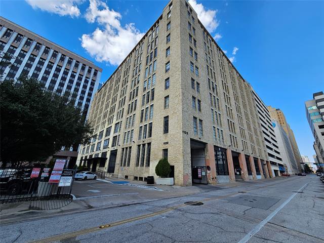 property at 1122 Jackson St