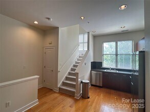 716 N Alexander St in Charlotte, NC - Building Photo - Building Photo