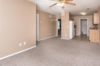 1437 Sligo St in Fayetteville, AR - Building Photo - Building Photo