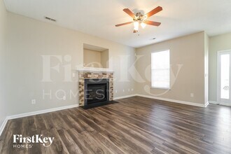 101 Ashley Ridge Dr in Burlington, NC - Building Photo - Building Photo