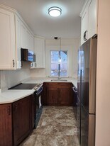 33 Lodge St, Unit #1 in Manchester, NH - Building Photo