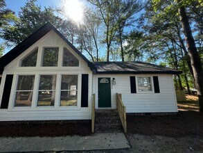 1522 Robin Hood Rd in Greenville, NC - Building Photo - Building Photo