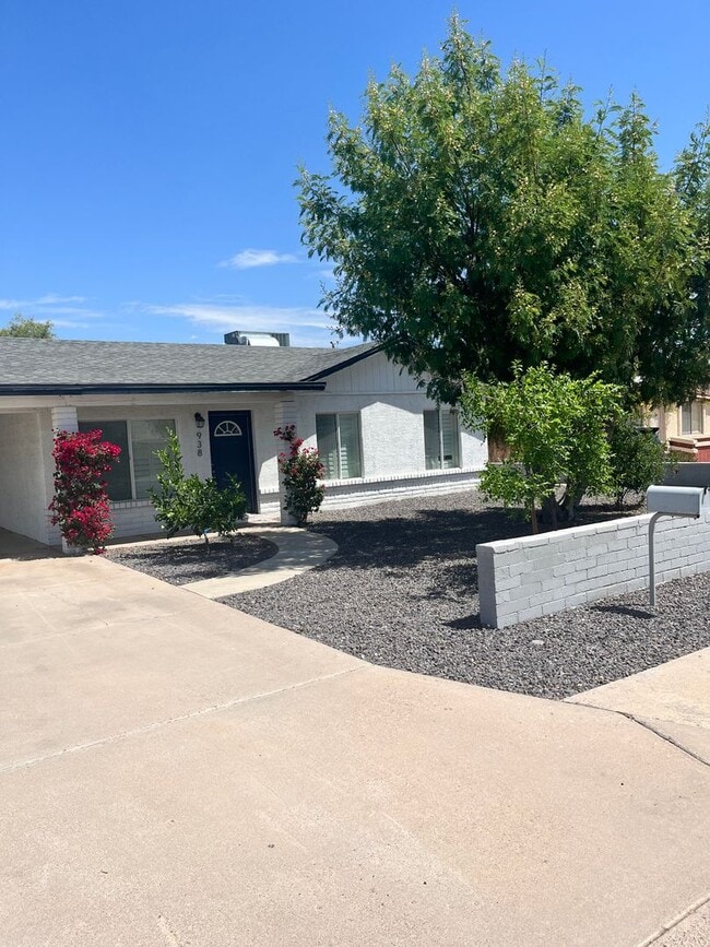 property at 938 E Harry St