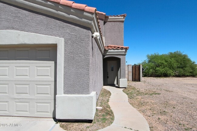 15237 S Moon Valley Rd in Arizona City, AZ - Building Photo - Building Photo