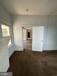 716 W Front St photo'