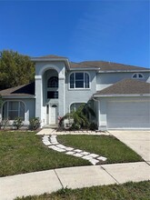 300 Crisan Ct in Orlando, FL - Building Photo - Building Photo