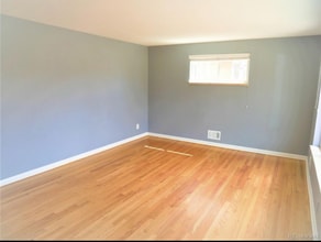 516 Elmira St in Aurora, CO - Foto de edificio - Building Photo