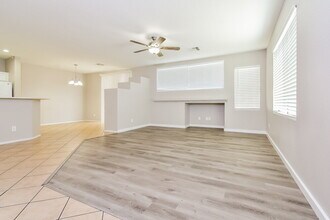 4044 Companionship Ct in North Las Vegas, NV - Building Photo - Building Photo