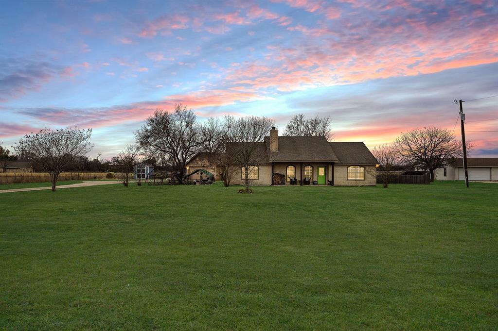 1934 Co Rd 134 in Hutto, TX - Building Photo