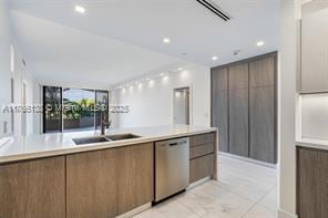 151 Crandon Blvd, Unit # 534 in Key Biscayne, FL - Foto de edificio - Building Photo