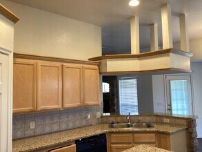 17552 Zinc Dr in Edmond, OK - Building Photo - Building Photo