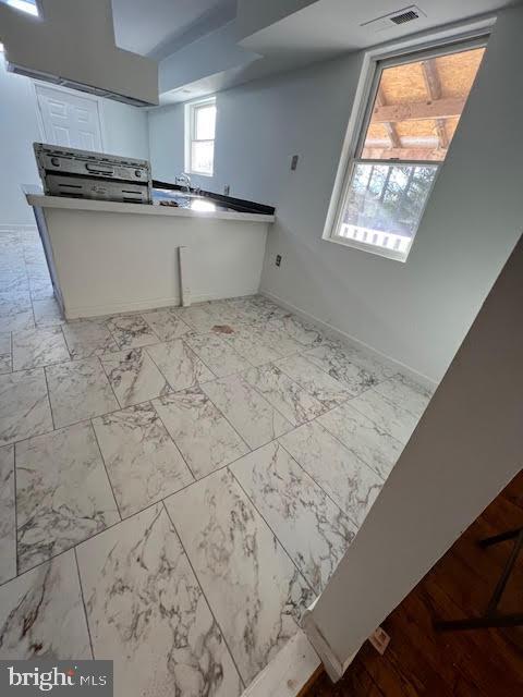 property at 2800 Centreville Rd