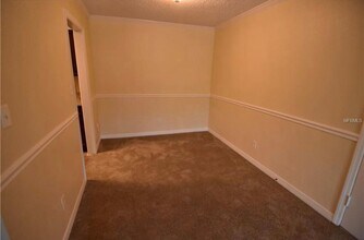 305 Wymore Rd in Altamonte Springs, FL - Foto de edificio - Building Photo