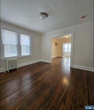 103 Willow St in Bloomfield, NJ - Building Photo - Building Photo