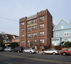 713-715 Avenue C in Bayonne, NJ - Building Photo