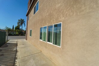 3209-15 Fairmount Ave in San Diego, CA - Building Photo - Building Photo