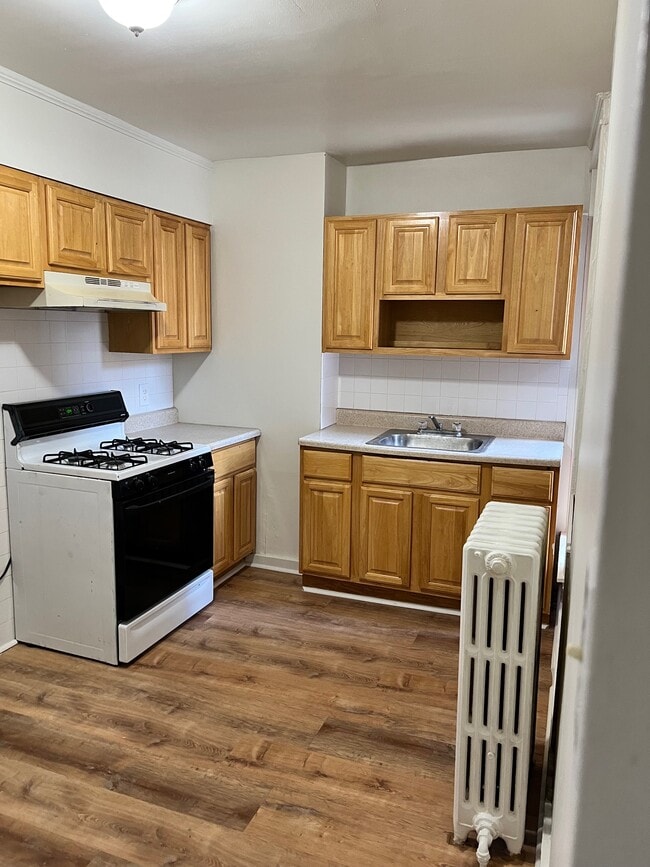 5823 Theodore St in Philadelphia, PA - Building Photo - Building Photo