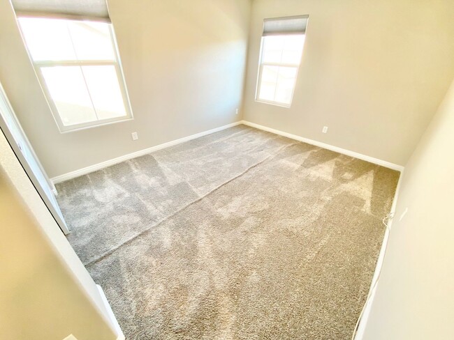 property at 2826 Turnstone Ridge St