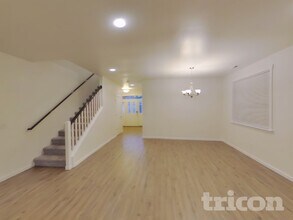 4262 Novak Dr SW in Port Orchard, WA - Building Photo - Building Photo