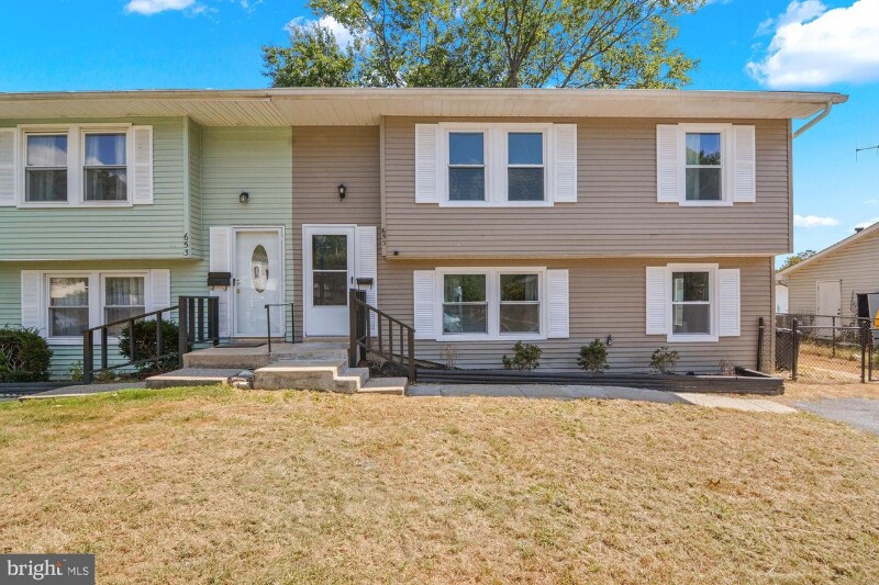 655 Cadbury Dr in Odenton, MD - Building Photo