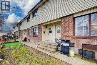 4 Ramore St in Cambridge, ON - Building Photo - Building Photo