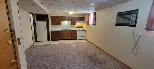 property at 1011 Lincoln St