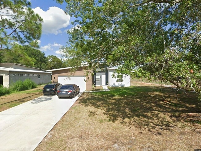 property at 2550 N Arrowhead Rd