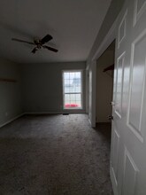 1211 Redbud St in Franklin, KY - Foto de edificio - Building Photo