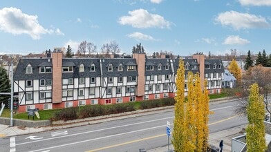 Kings Court in Anchorage, AK - Building Photo - Building Photo