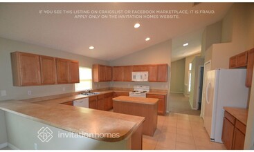 2479 Merry Rd in Tavares, FL - Building Photo - Building Photo