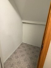 2305 4th Ave S in Moorhead, MN - Building Photo - Building Photo