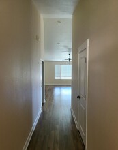 547 NE Fern Ave in Dallas, OR - Building Photo - Building Photo