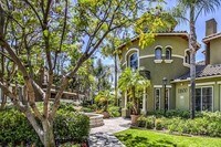 Building Photo - Sofi Highlands Apartamentos in San Diego, California