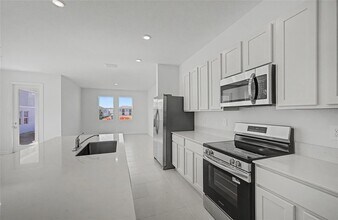 2685 Bevel Ln in Davenport, FL - Building Photo - Building Photo