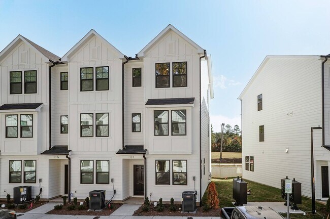 1522 Crescent Townes Wy in Raleigh, NC - Building Photo - Building Photo