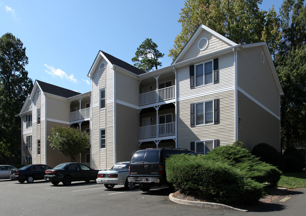 Forest Pointe Apartments in Durham, NC - Building Photo