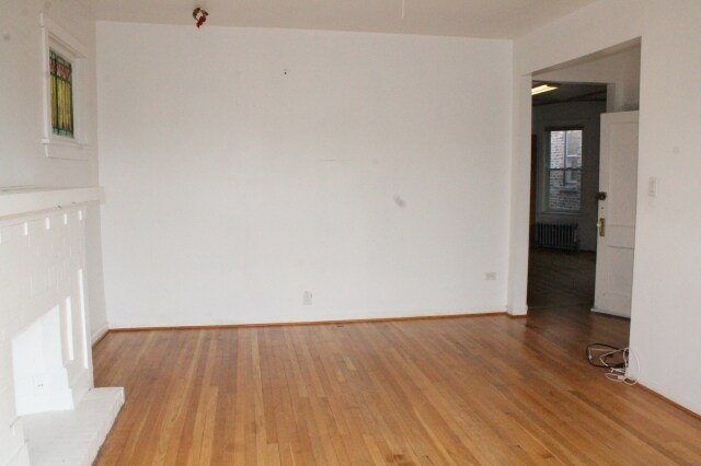 2730 W Giddings St, Unit 2 in Chicago, IL - Building Photo - Building Photo