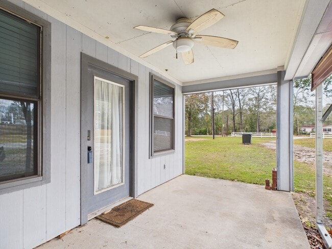 15802 Firetower Rd in Conroe, TX - Building Photo - Building Photo